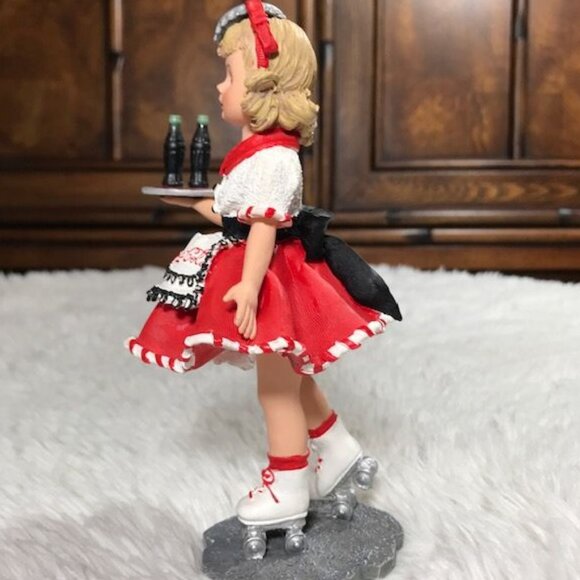 Vintage Coca-Cola x Madame Alexander "Doll Face" Carhop Figurine - Picture 6 of 10